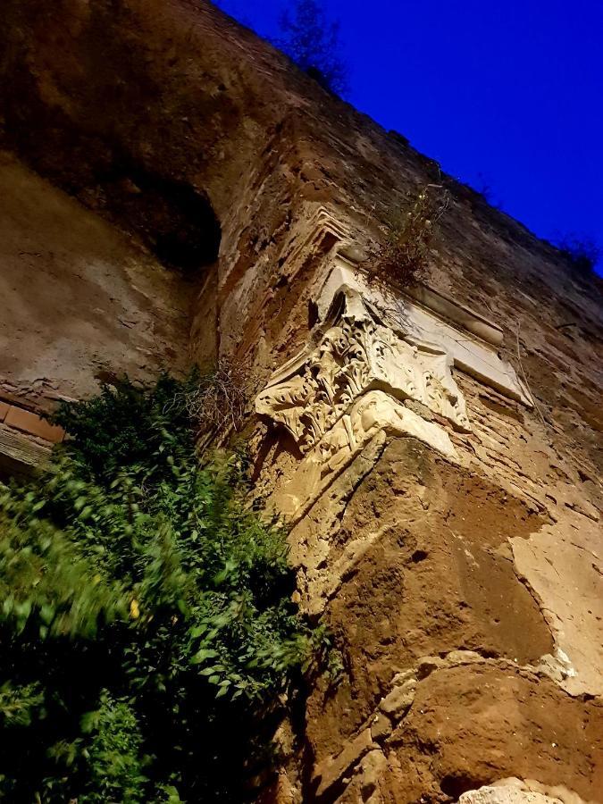 オスティア・アンティカ La Casa Nel Castelloヴィラ エクステリア 写真